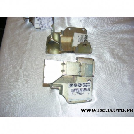 Support etrier fixation pompe injection carburant 55251341 pour fiat 500L 500 L alfa romeo giulietta 1.6JTDM 1.9JTDM 1.6 1.9 JT