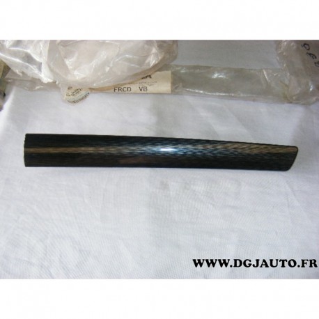 Baguette moulure panneau de porte avant droit effet carbone 13220991 pour opel zafira B partir 2005