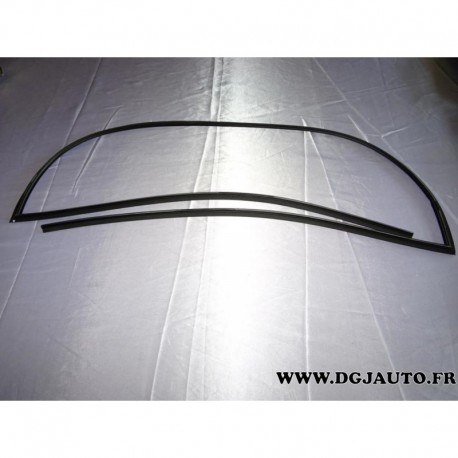 Joint profil 6102351870 pour renault megane 2 de 2002 à 2008