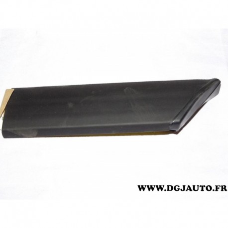 Baguette moulure aile avant droite noire 90429822 pour opel vectra A (pas turbo)