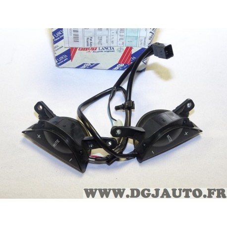 Paire commandes au volant Fiat 71711988 pour fiat marea HLX de 1996 à 2002 