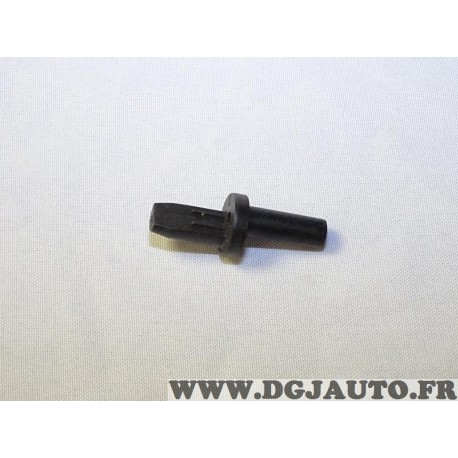 Axe fixation plage arriere de coffre Fiat 71715610 pour fiat marea SW de 1999 à 2002 