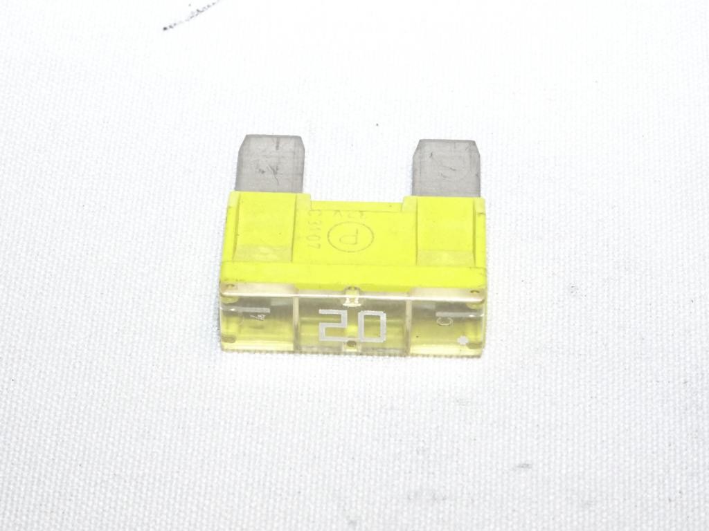 Maxi fusible 20A 20 ampères jaune Opel A20 pour opel chevrolet